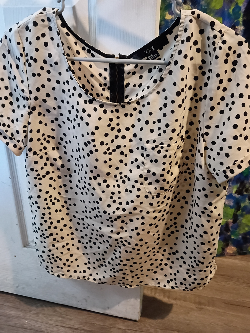 Forever 21 Polka Dot Short Sleeve Women's Top - White with Black Dots Size MED